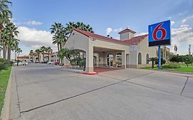 Motel 6 Edinburg Texas